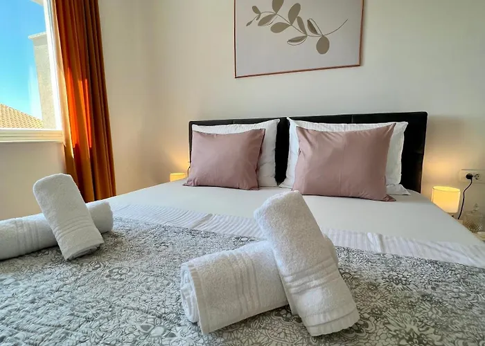 Wild Rose Trogir