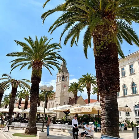 Wild Rose Apartment Trogir